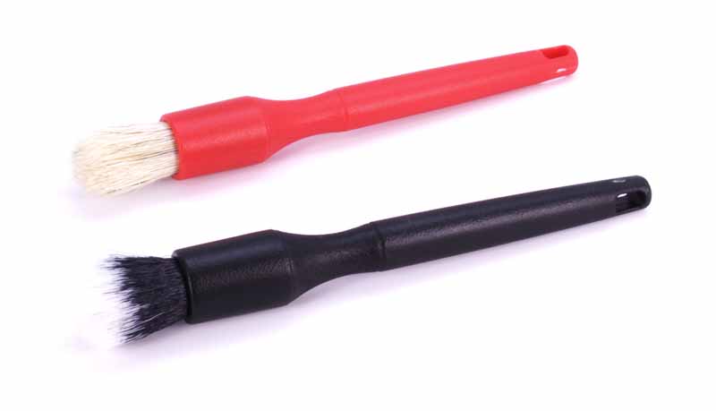 Crevice Brush Set: One Short Synthetic Bristles & One Boar Hair Soft Vent Brush